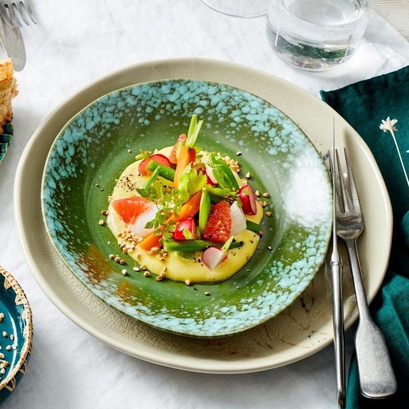 eut202107116-sommergemu-se-salat-mit-honig-oliveno-l-creme